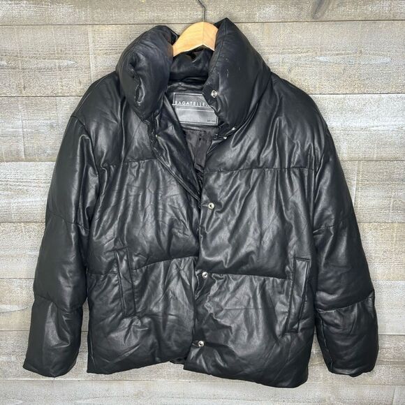 Bagatelle NYC small black oversized faux leather bomber puffer button jacket - Picture 2 of 8